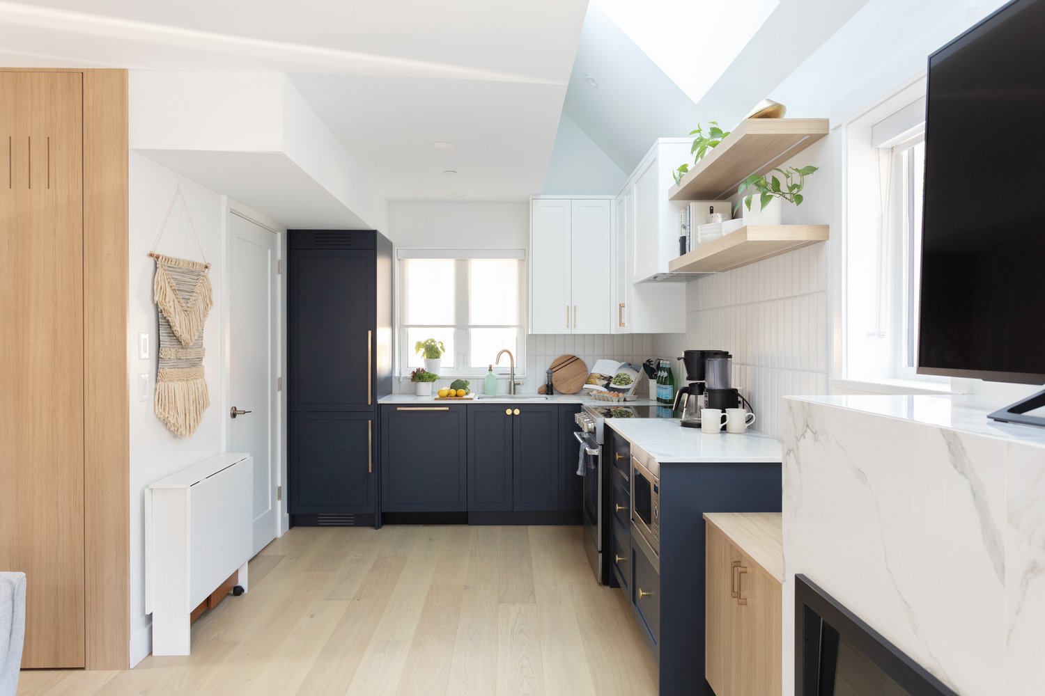 West 18th ave laneway