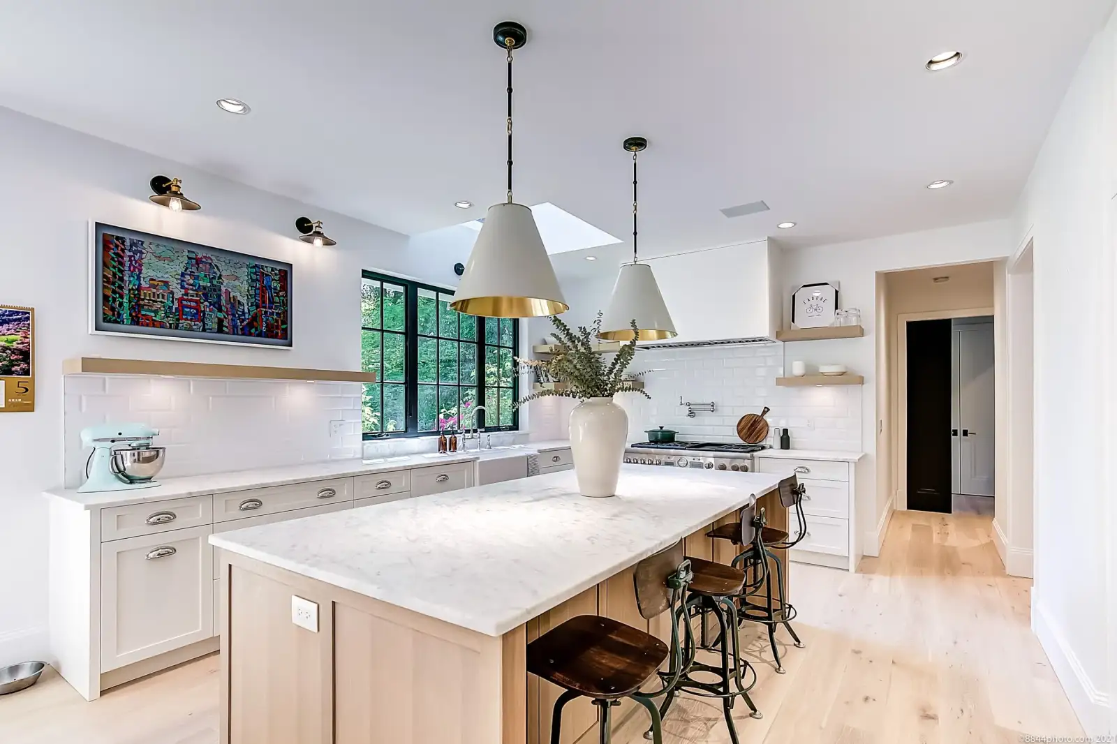 Contemporary Kitchen