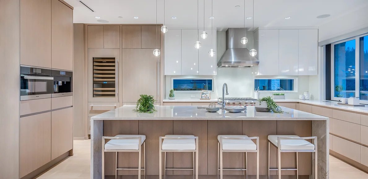 1135 Lawson West Vancouver