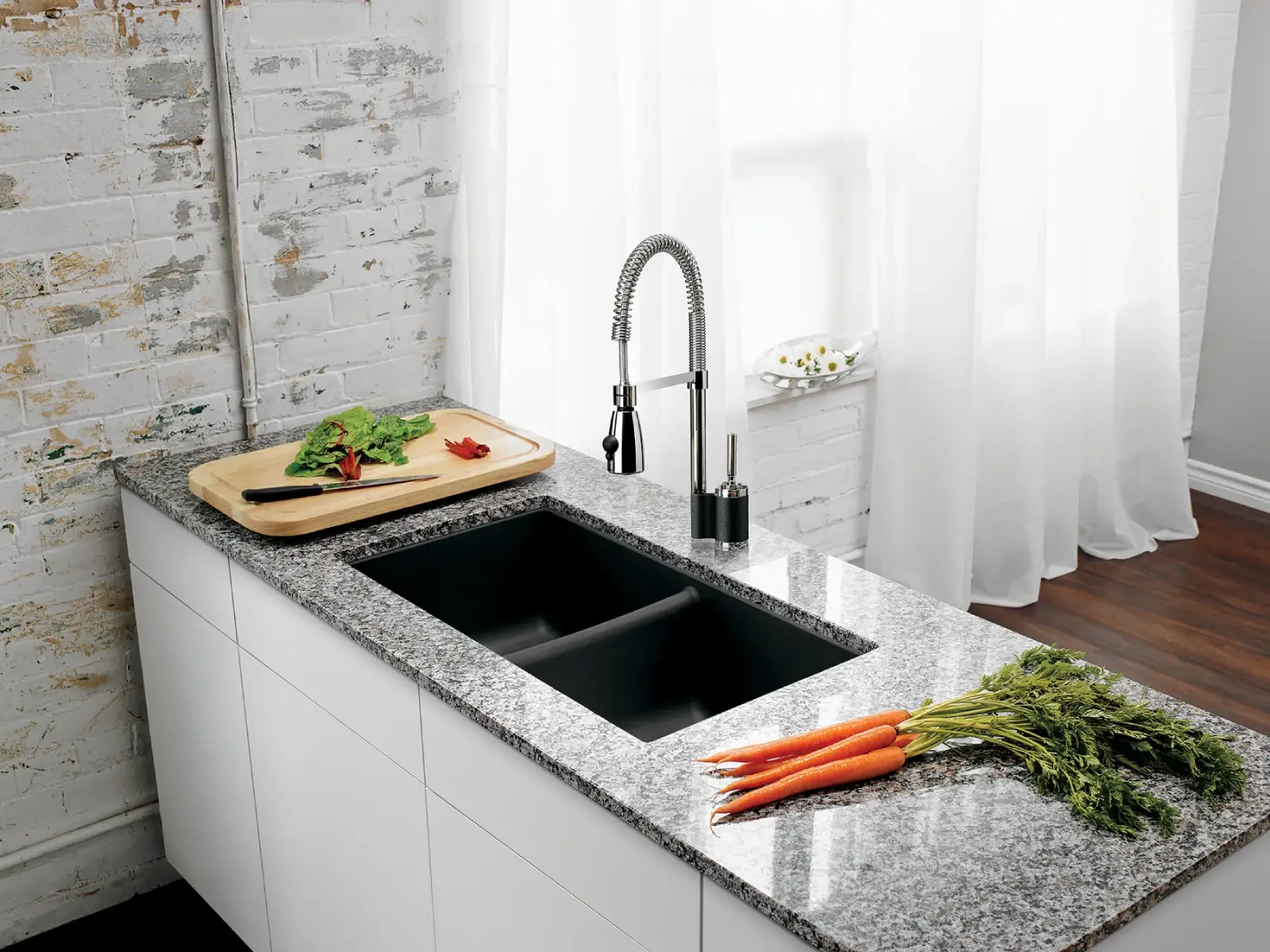 Kitchen & Bar Sinks