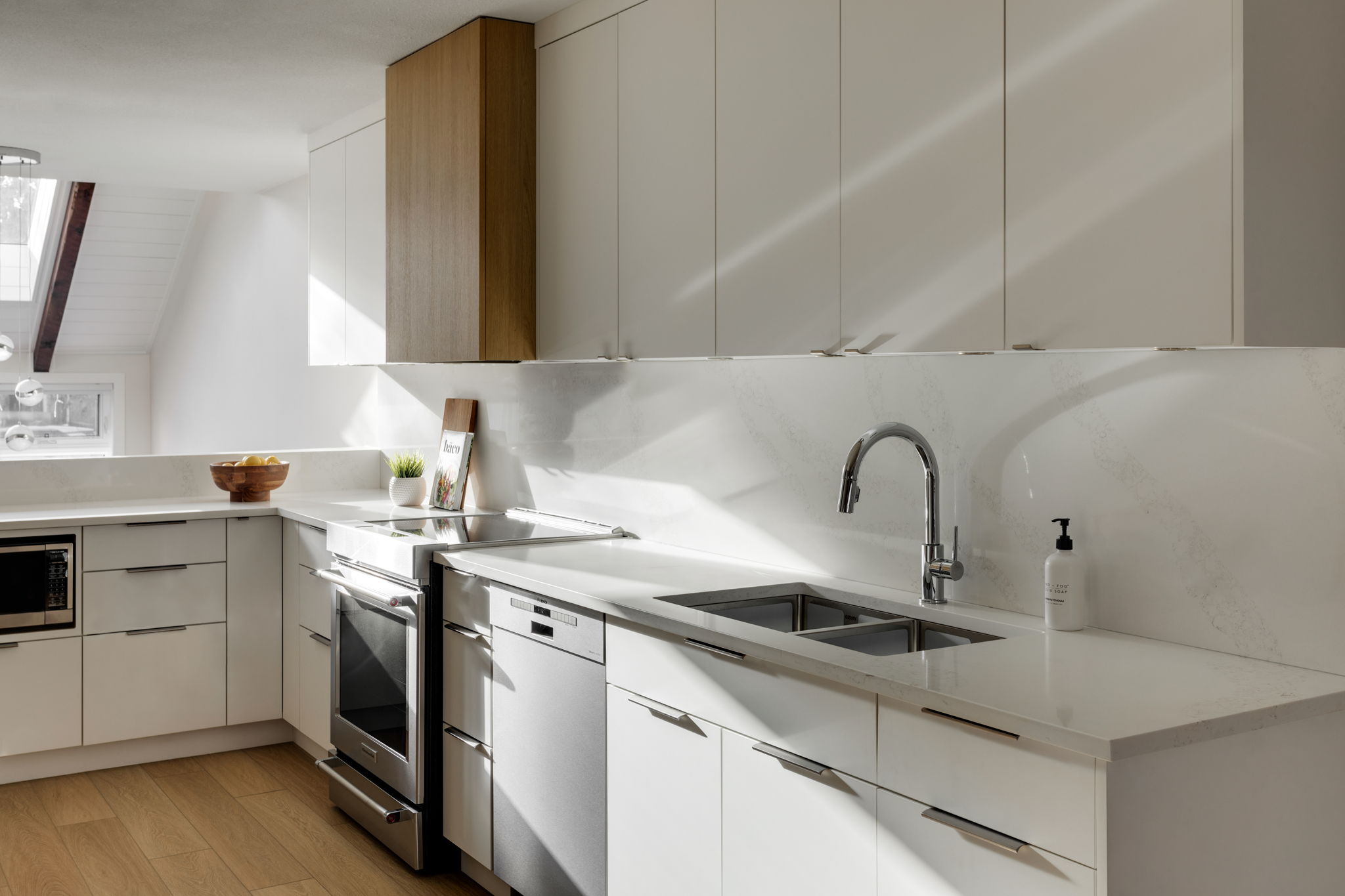 Scandinavian modern cabinets (Calgary)