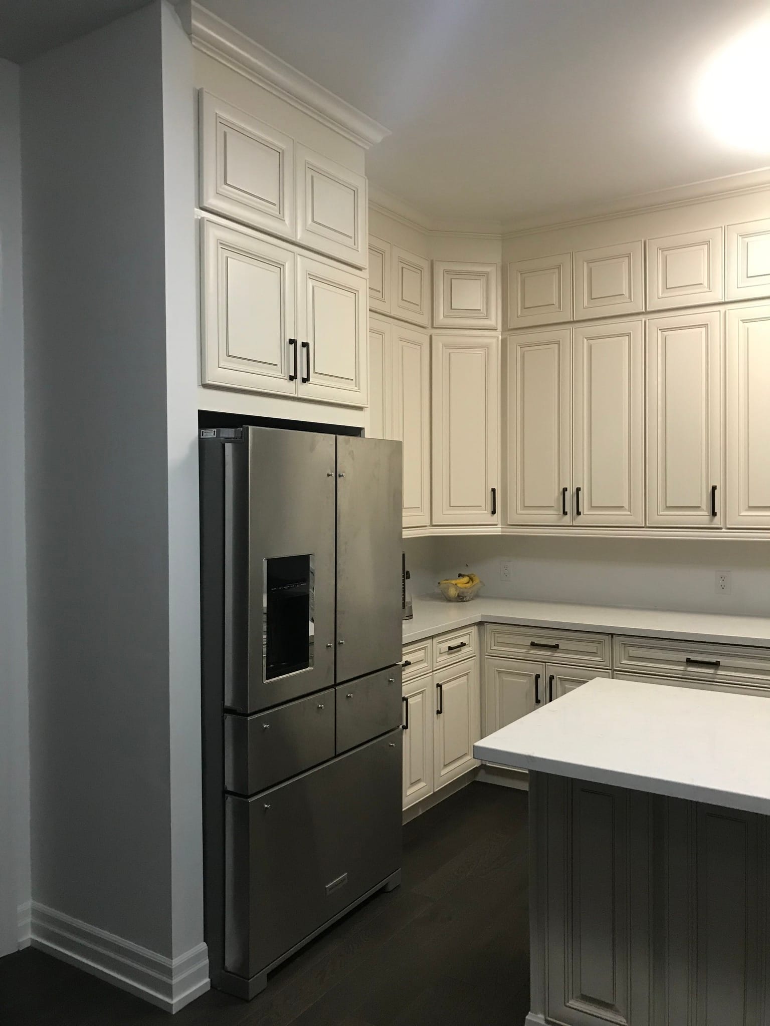 Kitchen marble countertop