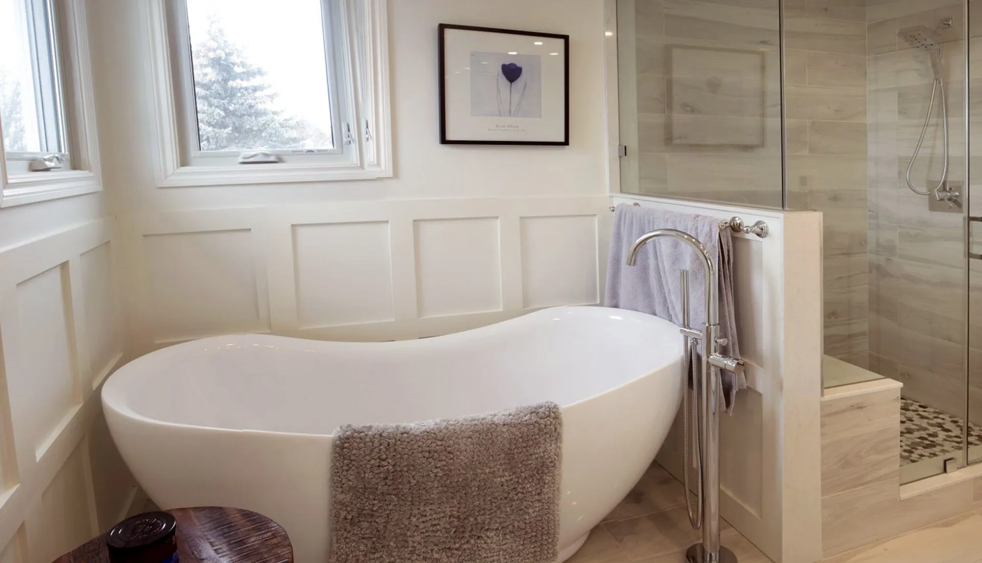 BATHROOM RENOVATIONS & REMODELING