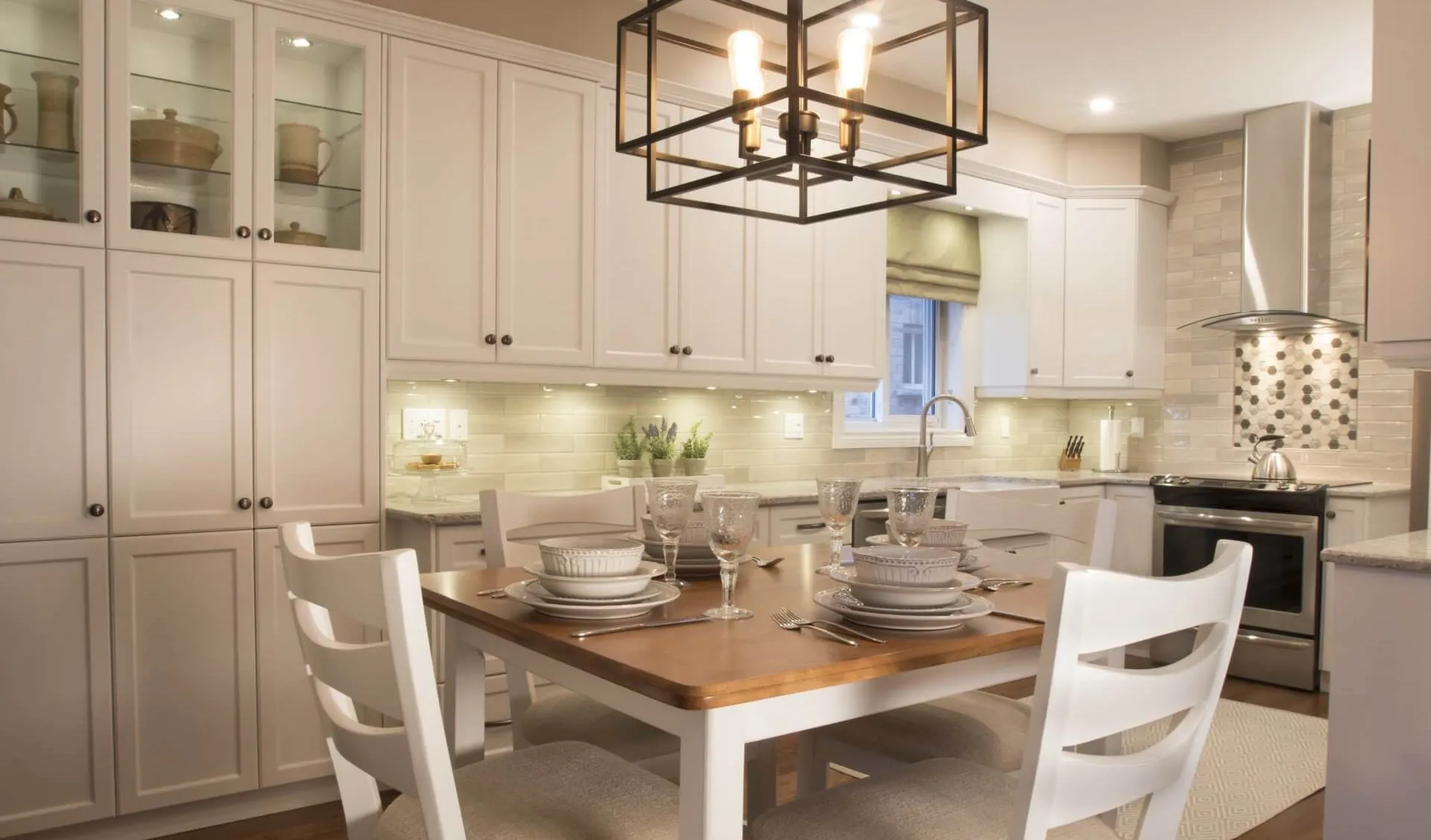 KITCHEN RENOVATIONS & REMODELING