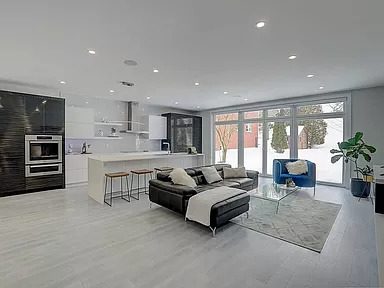 Elegant Open-Concept Kitchen