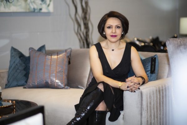 BLACK SWAN Staging & Decor